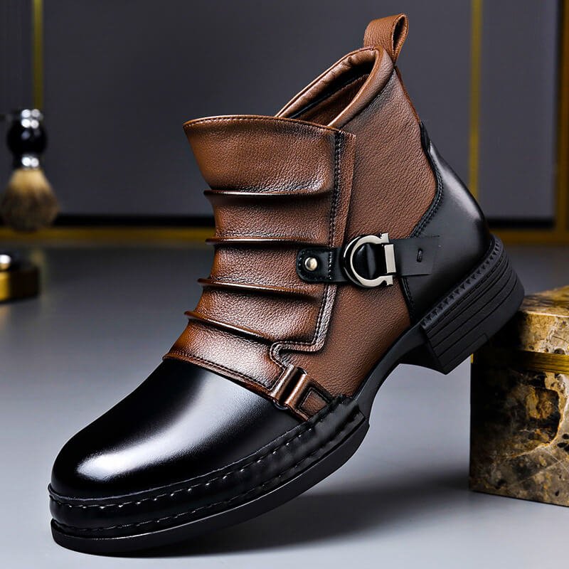 Eichenbraune zweifarbige Schnallen Stiefeletten mit schwarzer Kappe